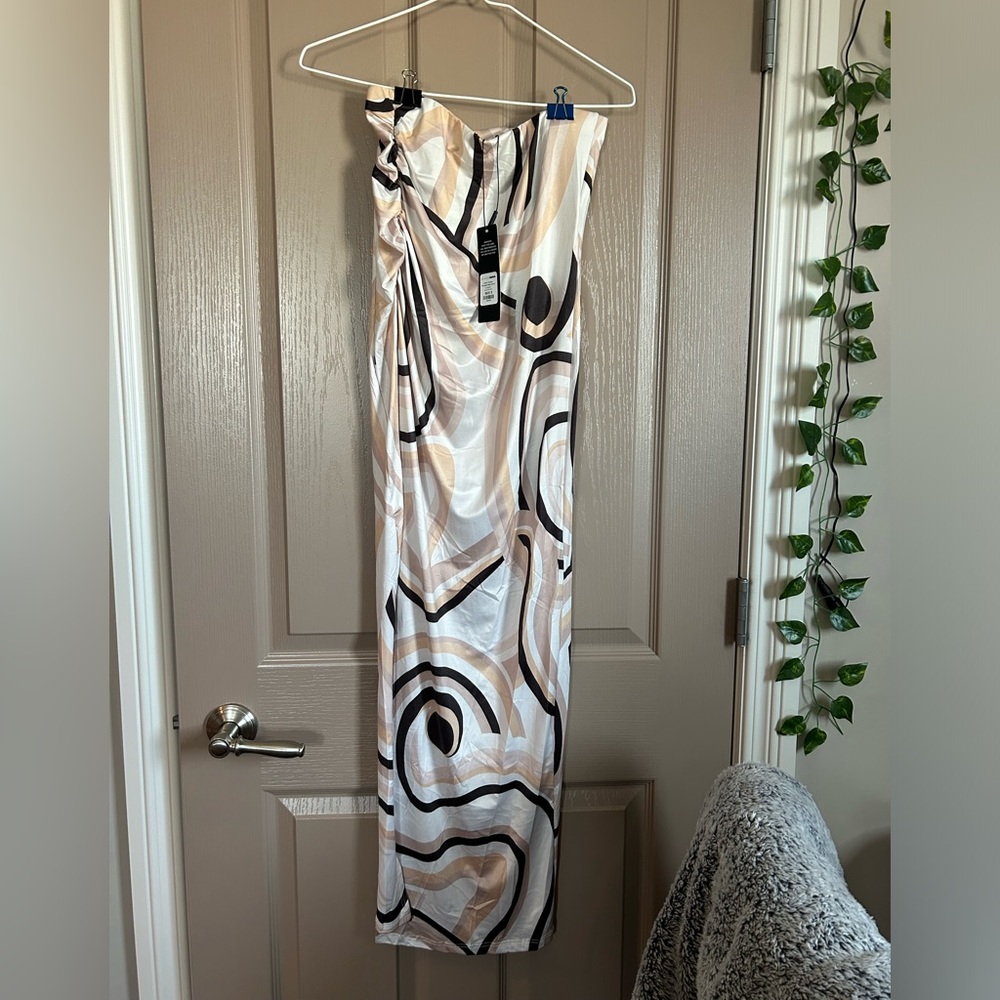 Fashion Nova Maxi Skirt